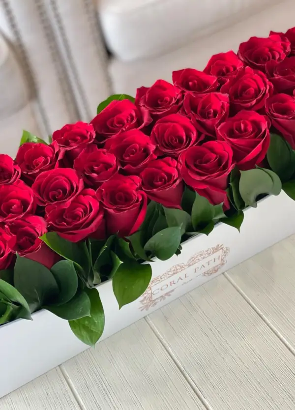 Roselyn Long Box - Red Roses