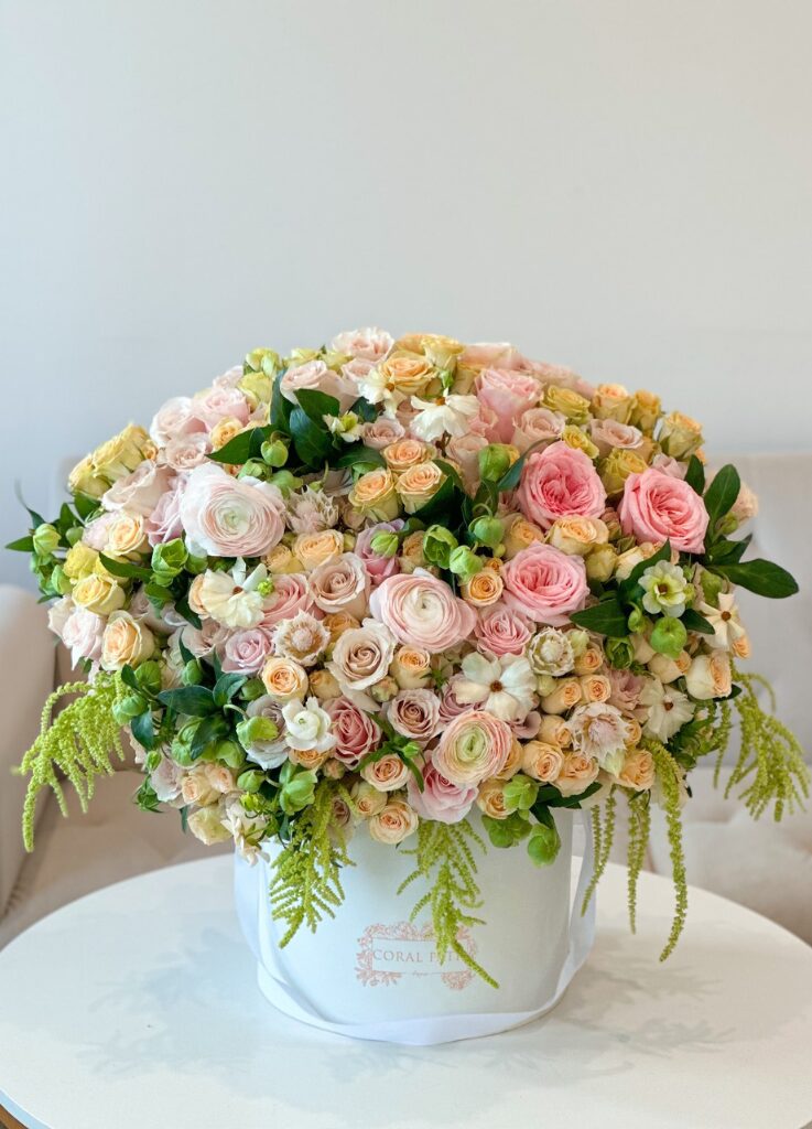 amaranthus, roses, garden roses grand flower arrangement in a hat box